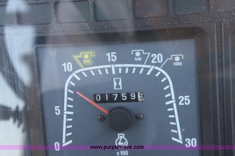 image for item A2884 New Holland 7840 tractor