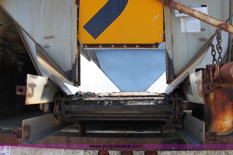 image for item A2891 1999 International 4900 tandem axle dump truck with plow and spreader