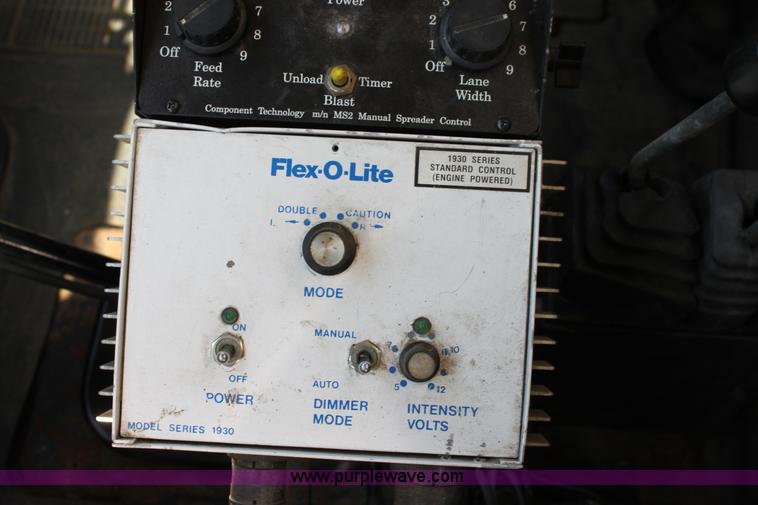 image for item A2892 1995 International 4900 tandem axle dump truck with plow and spreader