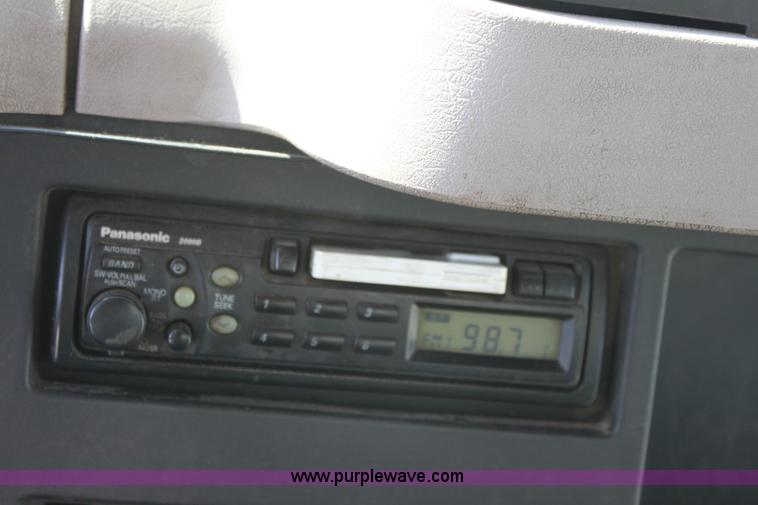 image for item A2894 2000 International F4900 tandem axle dump truck