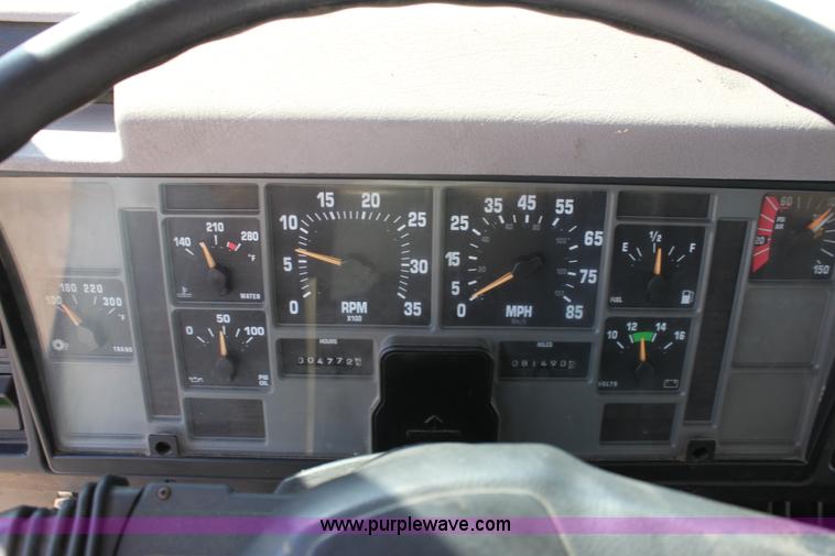 image for item A2894 2000 International F4900 tandem axle dump truck