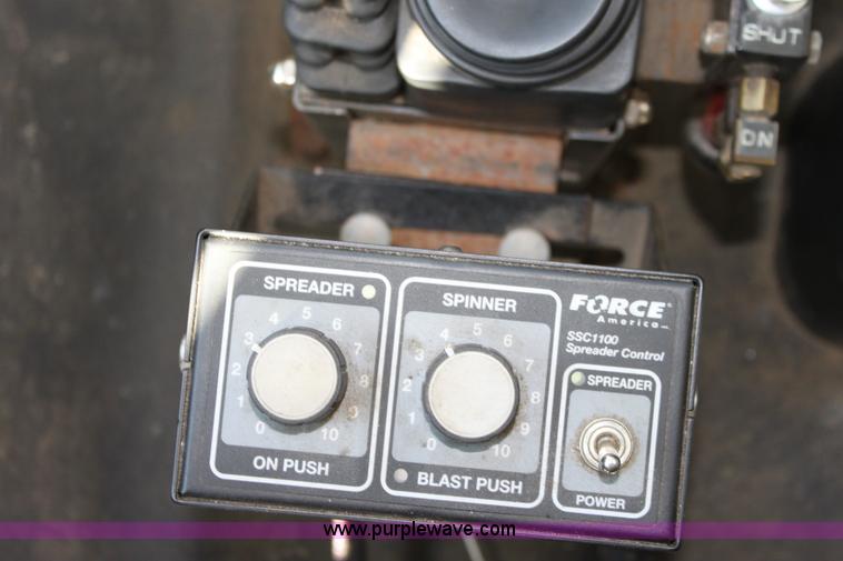 image for item A2894 2000 International F4900 tandem axle dump truck