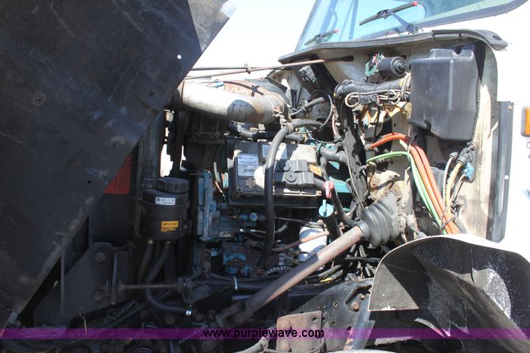 image for item A2894 2000 International F4900 tandem axle dump truck