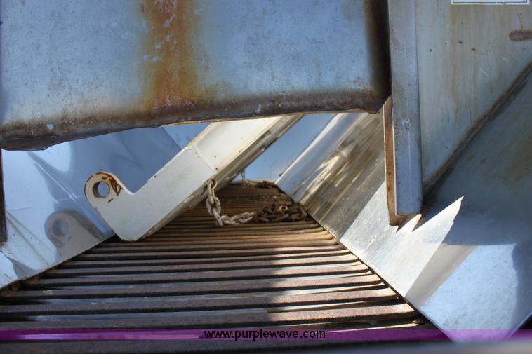 image for item A2894 2000 International F4900 tandem axle dump truck