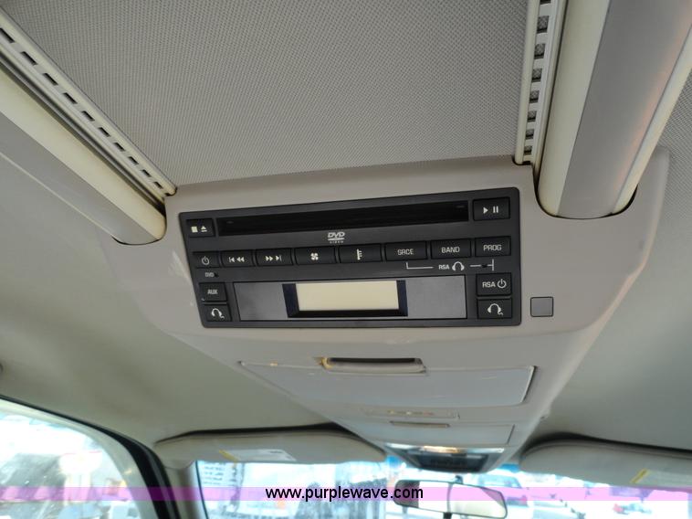 image for item A3109 2005 Chevrolet Uplander LS mini van