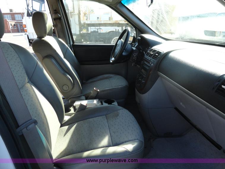 image for item A3109 2005 Chevrolet Uplander LS mini van