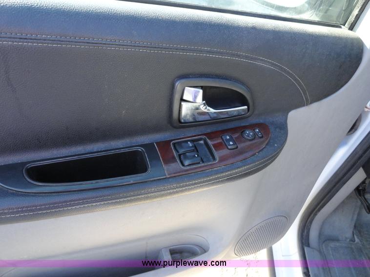 image for item A3109 2005 Chevrolet Uplander LS mini van