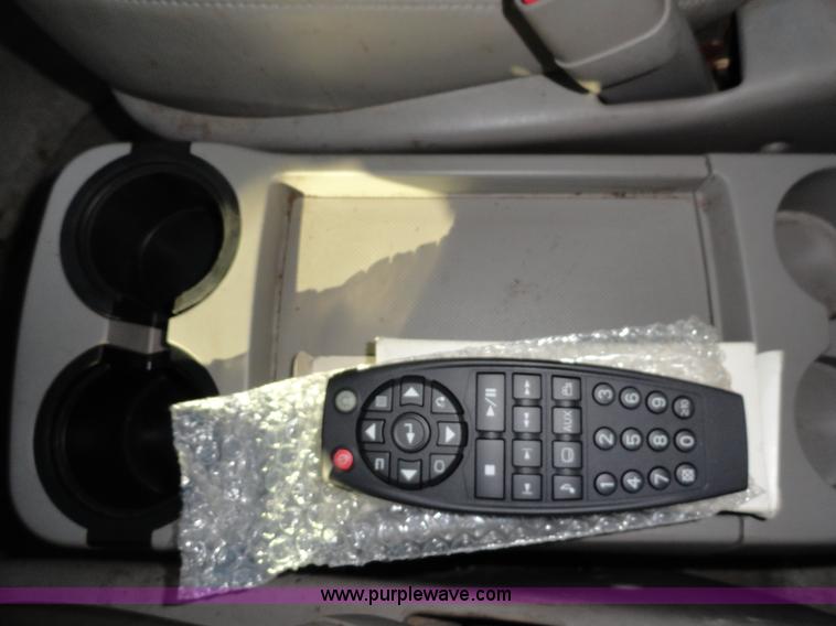 image for item A3109 2005 Chevrolet Uplander LS mini van