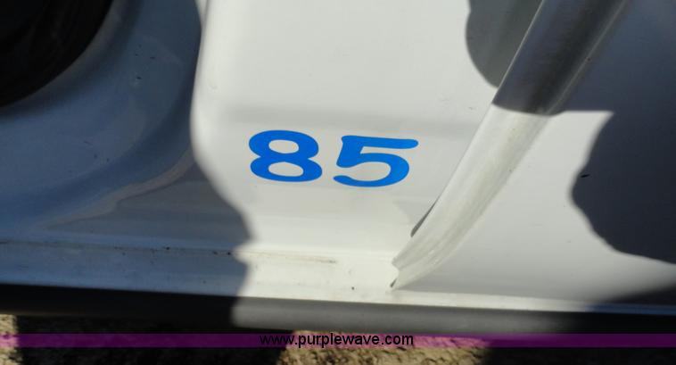 image for item A3109 2005 Chevrolet Uplander LS mini van