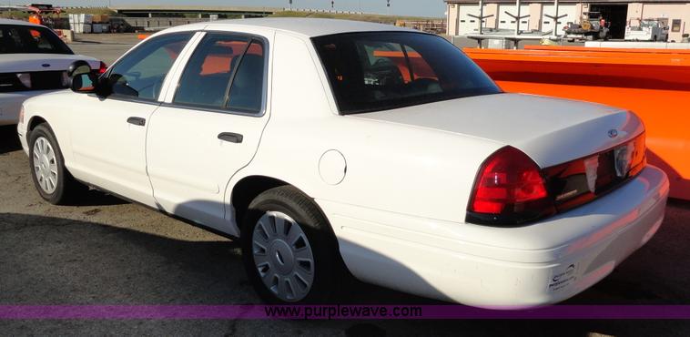 image for item A3111 2007 Ford Crown Victoria Police Interceptor