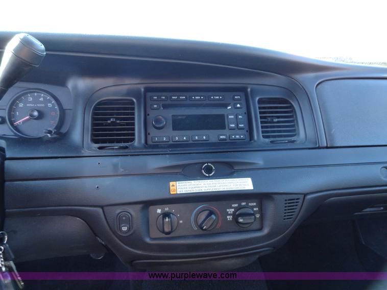 image for item A3111 2007 Ford Crown Victoria Police Interceptor