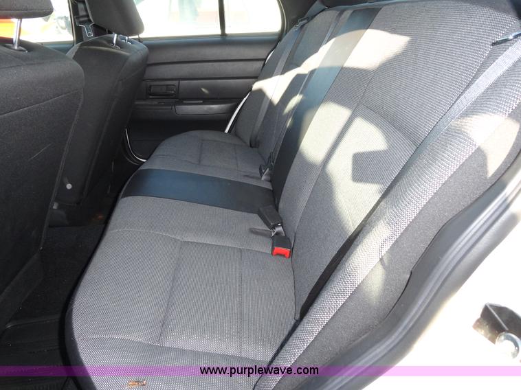 image for item A3112 2007 Ford Crown Victoria Police Interceptor