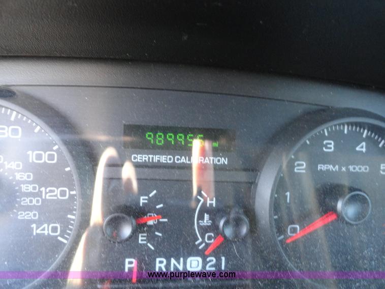 image for item A3112 2007 Ford Crown Victoria Police Interceptor