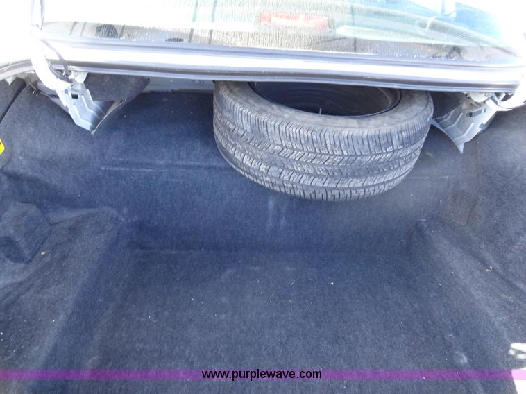 image for item A3112 2007 Ford Crown Victoria Police Interceptor