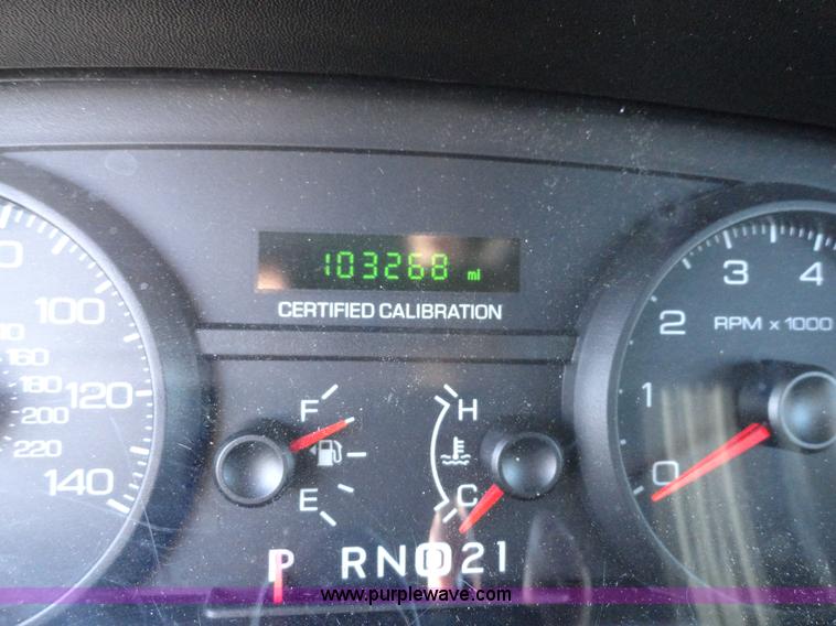 image for item A3117 2007 Ford Crown Victoria Police Interceptor