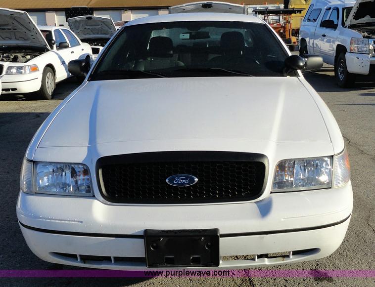 image for item A3118 2007 Ford Crown Victoria Police Interceptor