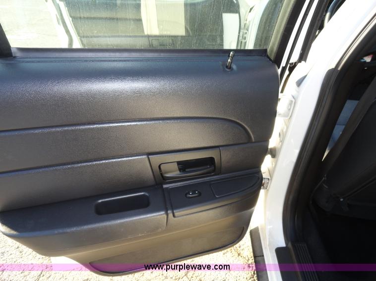 image for item A3118 2007 Ford Crown Victoria Police Interceptor