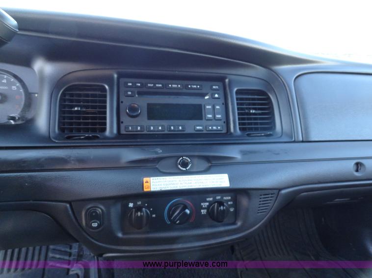 image for item A3118 2007 Ford Crown Victoria Police Interceptor
