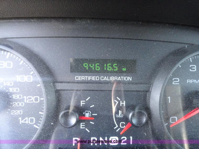 image for item A3118 2007 Ford Crown Victoria Police Interceptor