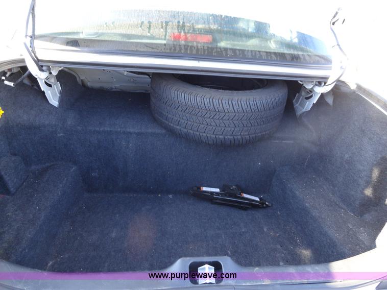 image for item A3118 2007 Ford Crown Victoria Police Interceptor