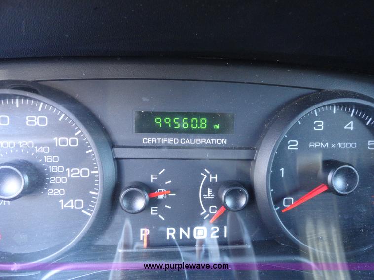 image for item A3181 2007 Ford Crown Victoria Police Interceptor