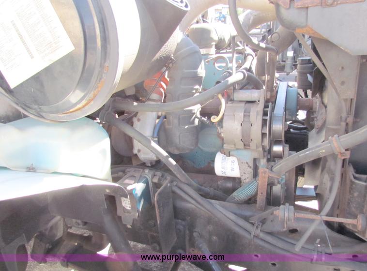 image for item A3525 1995 International 4900 dump truck with plow and spreader