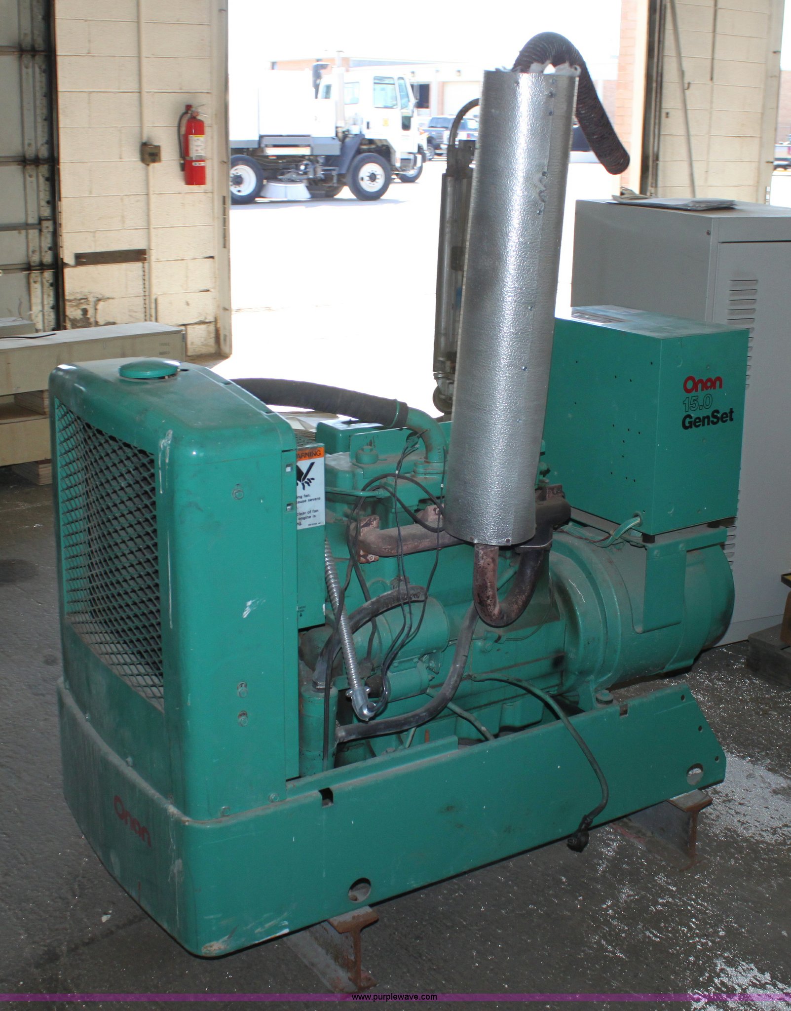 Onan Genset 15 KW generator in Wichita, KS Item A2899 sold Purple Wave
