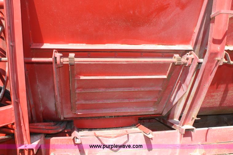 image for item A2450 1990 Ford F700 bulk hay truck