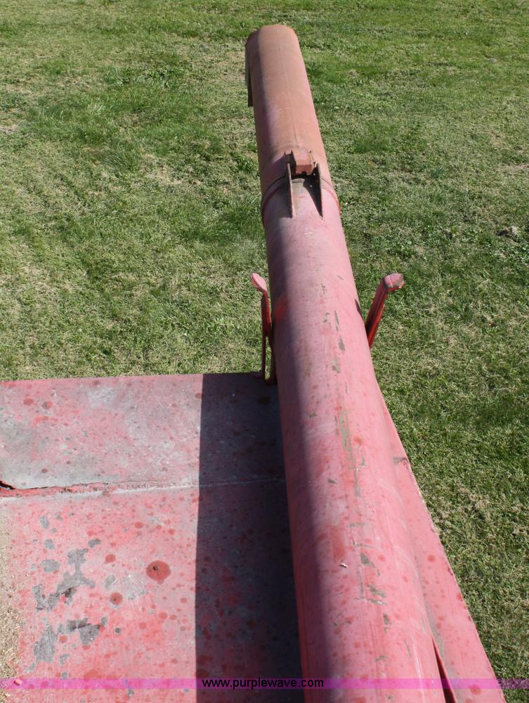 image for item A2450 1990 Ford F700 bulk hay truck