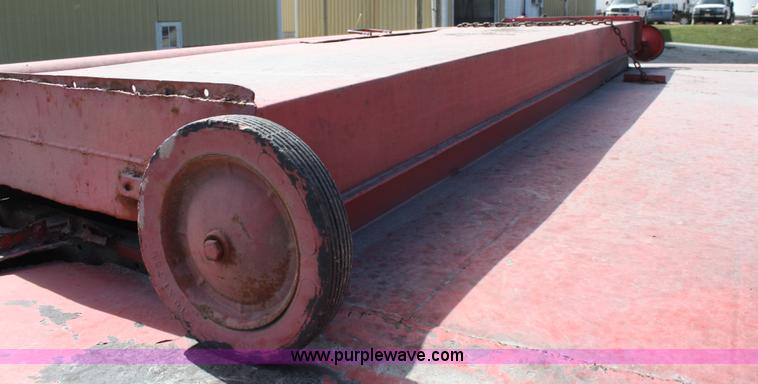 image for item A2450 1990 Ford F700 bulk hay truck