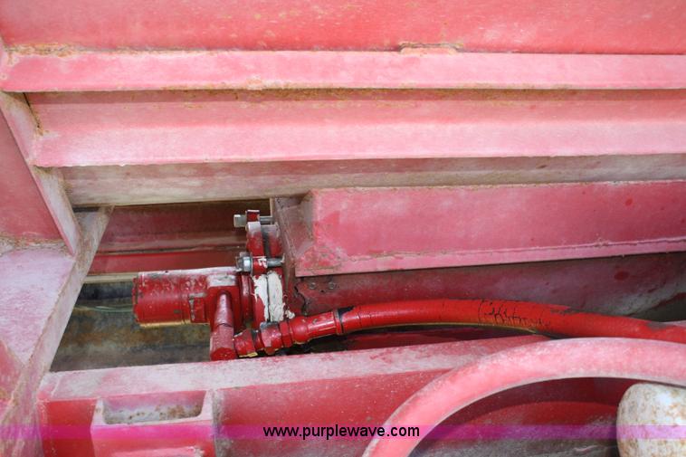 image for item A2450 1990 Ford F700 bulk hay truck