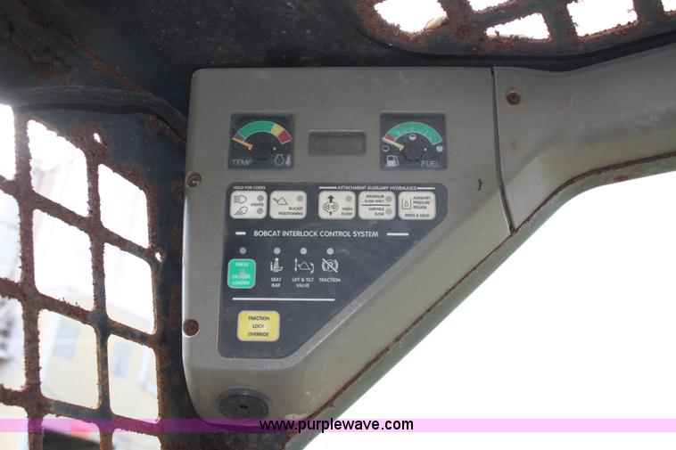 image for item A2452 Bobcat 753 skid steer