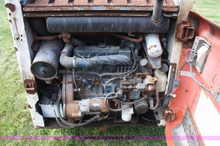 image for item A2452 Bobcat 753 skid steer