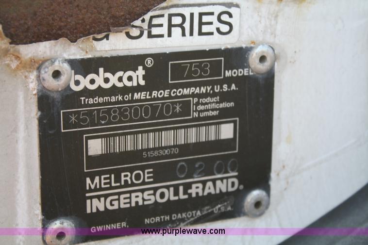 image for item A2452 Bobcat 753 skid steer