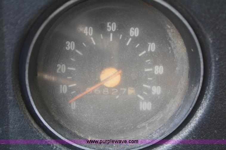 image for item A2454 1975 Chevrolet C65 tender truck