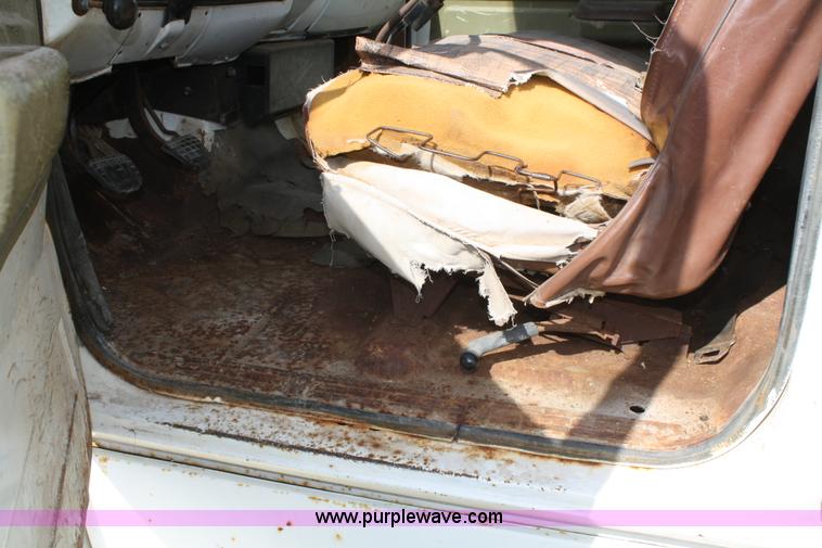 image for item A2454 1975 Chevrolet C65 tender truck