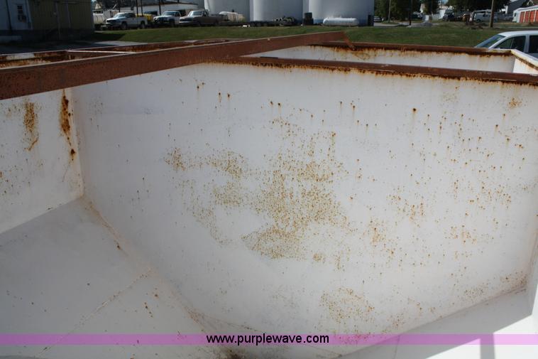 image for item A2454 1975 Chevrolet C65 tender truck