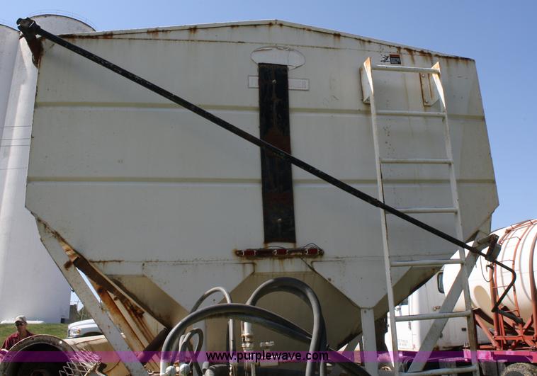 image for item A2455 1989 International 8300 dry tender truck