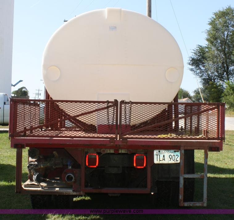 image for item A2456 1980 International F2275 liquid tender truck