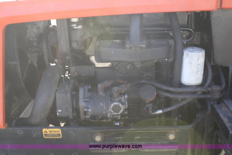 image for item A2487 1982 Allis Chalmers 6080 tractor