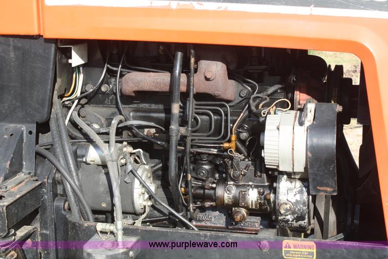 image for item A2487 1982 Allis Chalmers 6080 tractor