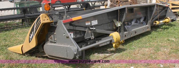 image for item A2488 Challenger 830 eight row corn head