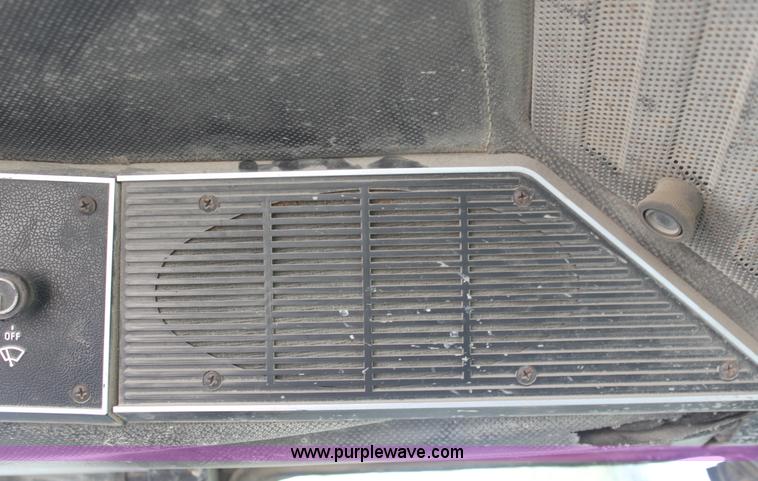 image for item A2952 International 1086 tractor