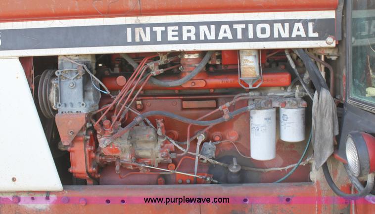 image for item A2952 International 1086 tractor