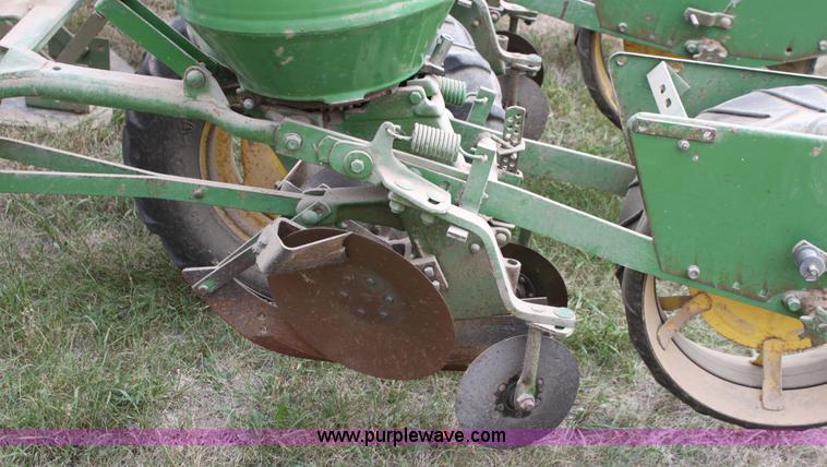 image for item A2976 John Deere 1240 four row planter
