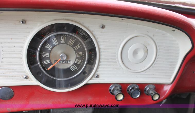 image for item A2978 1965 Ford F600 grain truck