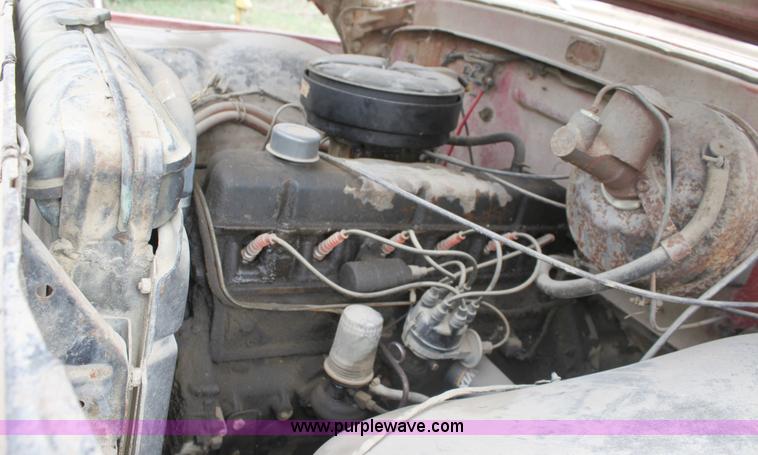 image for item A2978 1965 Ford F600 grain truck