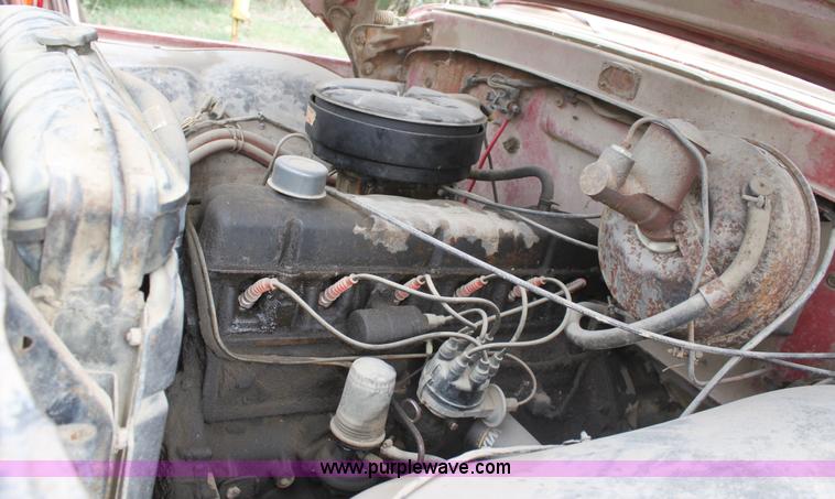 image for item A2978 1965 Ford F600 grain truck