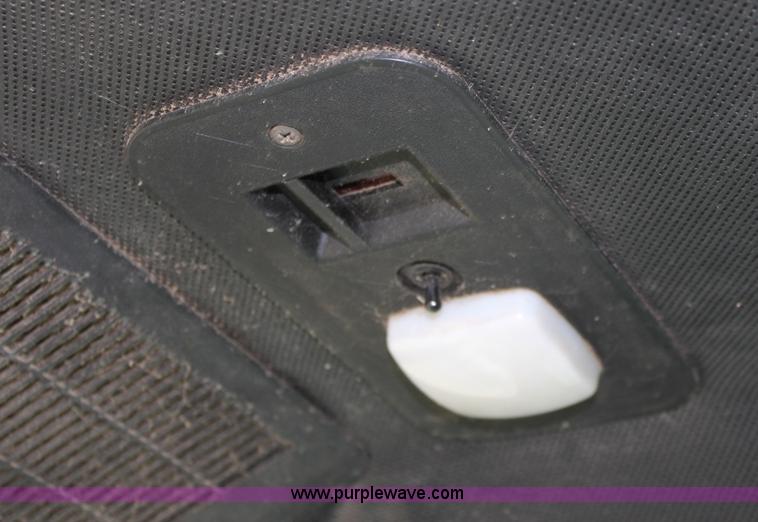 image for item A2987 1979 John Deere 6620 combine