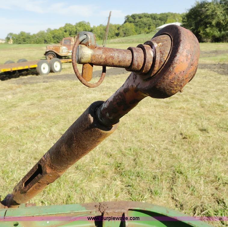 image for item A3150 John Deere 350 hay rake